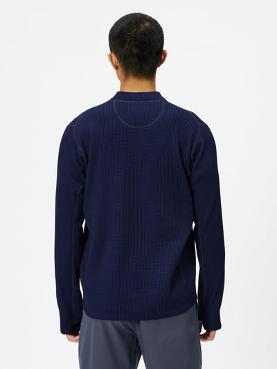 Model: Height 183cm / 6'0" | Wearing: DEEP COBALT / 3