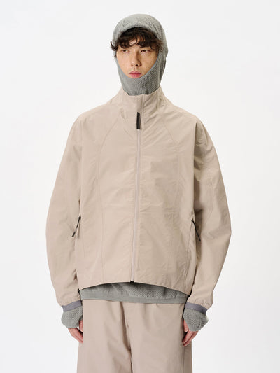 Model: Height 183cm / 6'0" | Wearing: GRAYISH BEIGE / 4