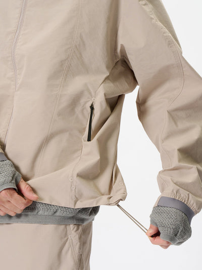 Model: Height 183cm / 6'0" | Wearing: GRAYISH BEIGE / 4