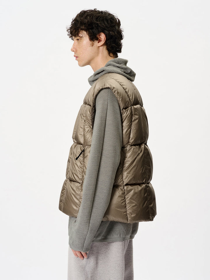 Goldwin 0 Three-Dimensional Down Light Vest – Goldwin London