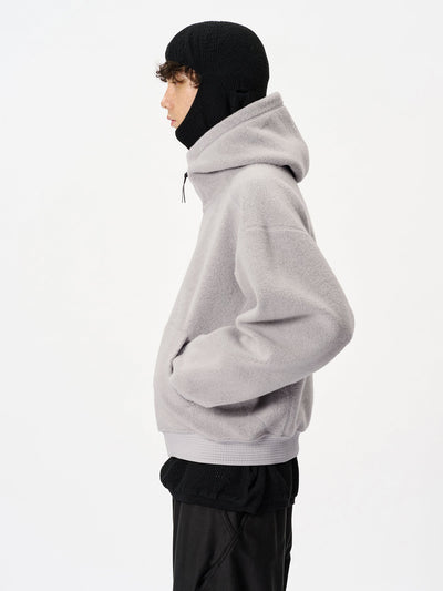 Model: Height 183cm / 6'0" | Wearing: ASH GRAY / 4