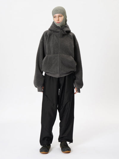 Model: Height 172cm / 5'6" | Wearing: DARK LAVA / 2