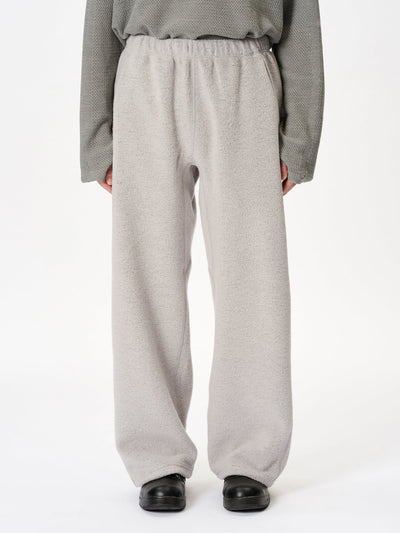 Model: Height 183cm / 6'0" | Wearing: ASH GRAY / 4
