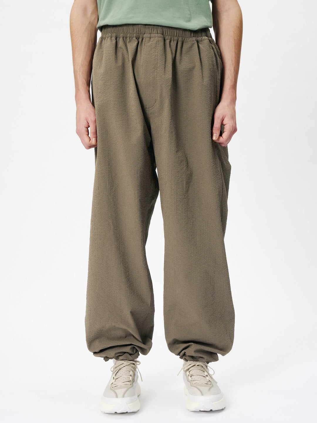 GOLDWIN Solid Color Wide Pants Lサイズ Goldwin 0 Screen Pants – Goldwin London