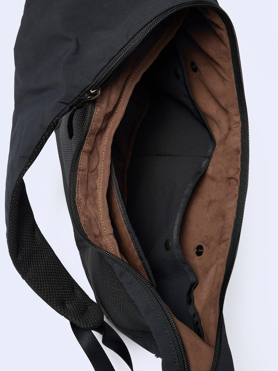 Goldwin 0 Helicoid Sling Bag – Goldwin London
